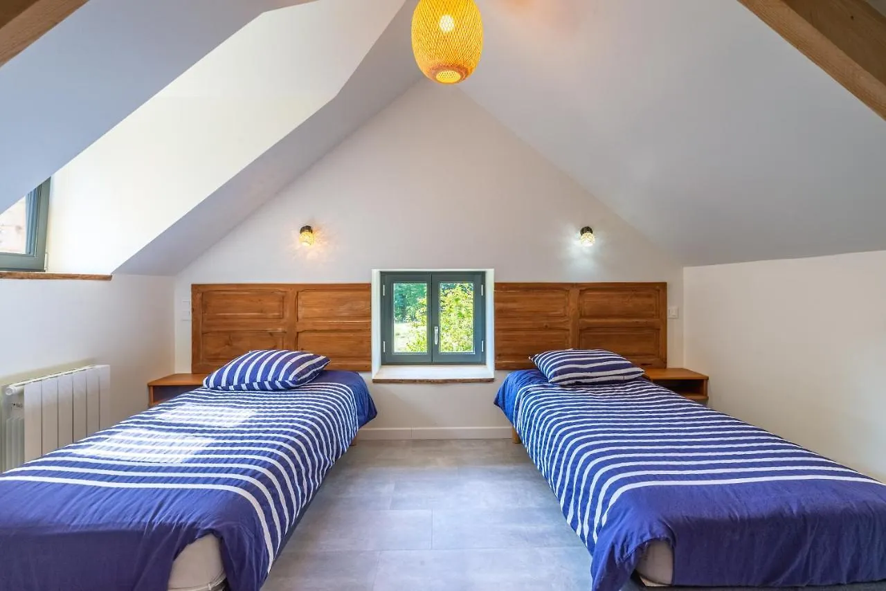 Gite De La Porte Des Moines Brandivy Holiday home